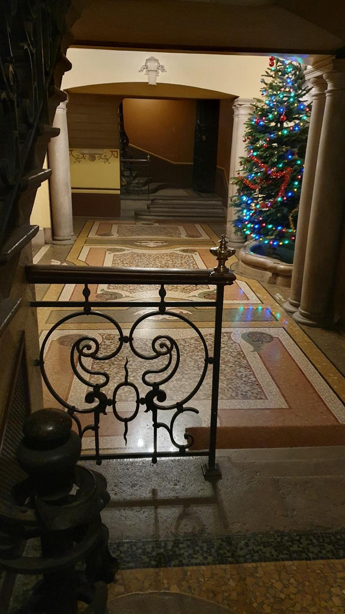 Totalement Renove En Plein Centre-ville Devant La Prefecture De Appartement *